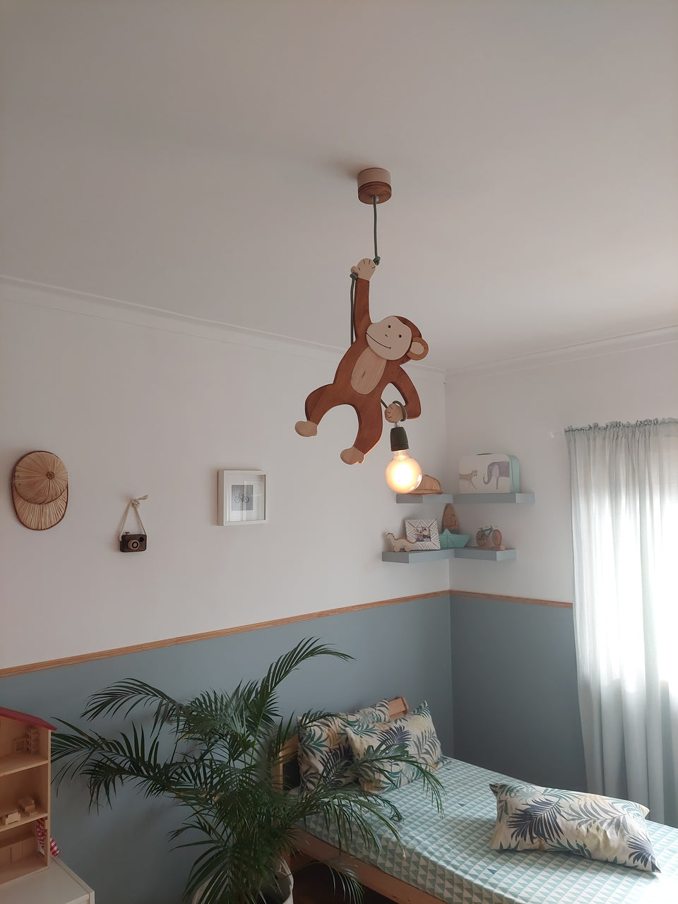 Candeeiro de tecto "Macaco"   -  Monkey ceiling lamp