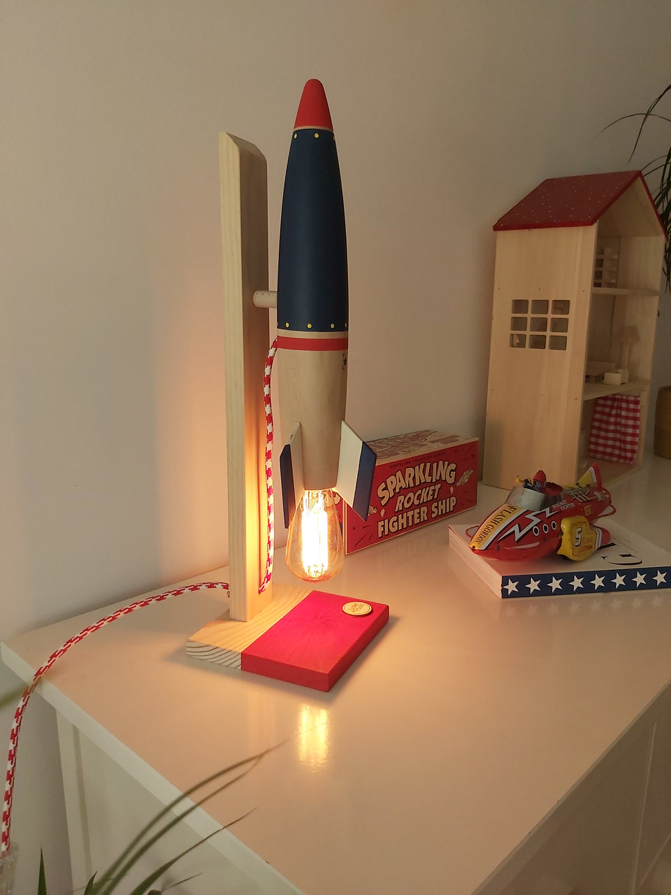 Candeeiro Foguetão de Mesa Azul Oxford - Oxford Blue Rocket Table Lamp