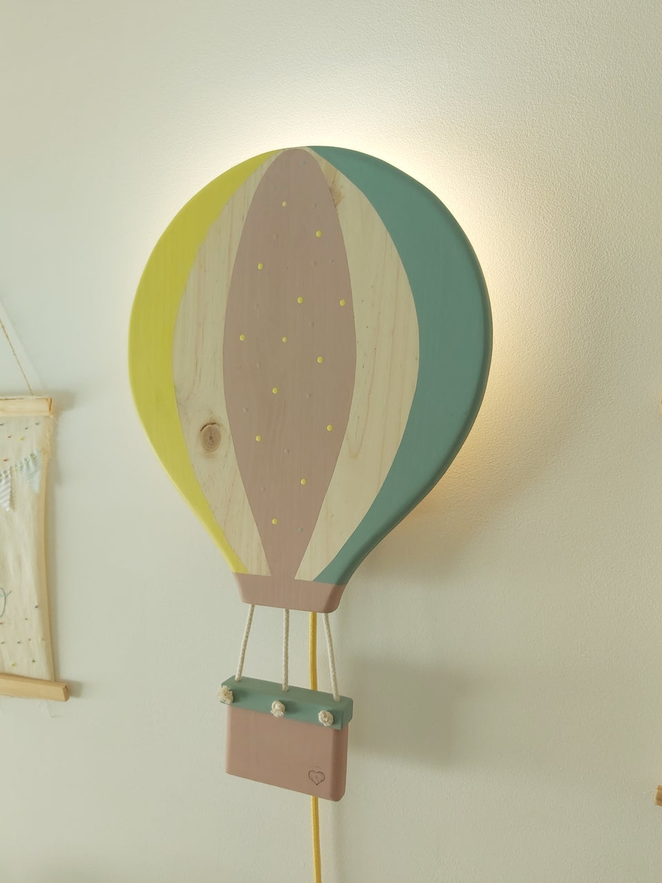 Candeeiro parede Balão Ar Quente Rosa Velho - Old Pink Hot Air Balloon Wall Lamp