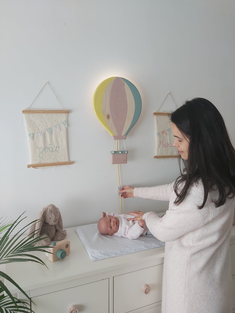 Candeeiro parede Balão Ar Quente Rosa Velho - Old Pink Hot Air Balloon Wall Lamp