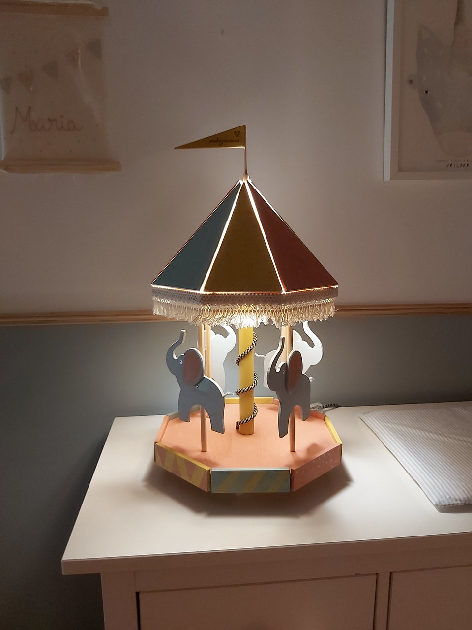 Candeeiro Carrossel Elefante - Carousel Lamp Elefante