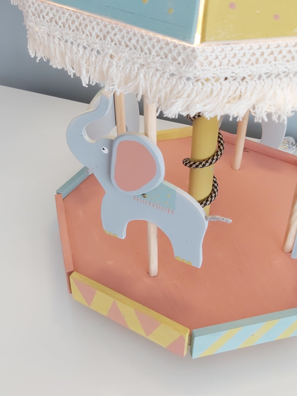 Candeeiro Carrossel Elefante - Carousel Lamp Elefante