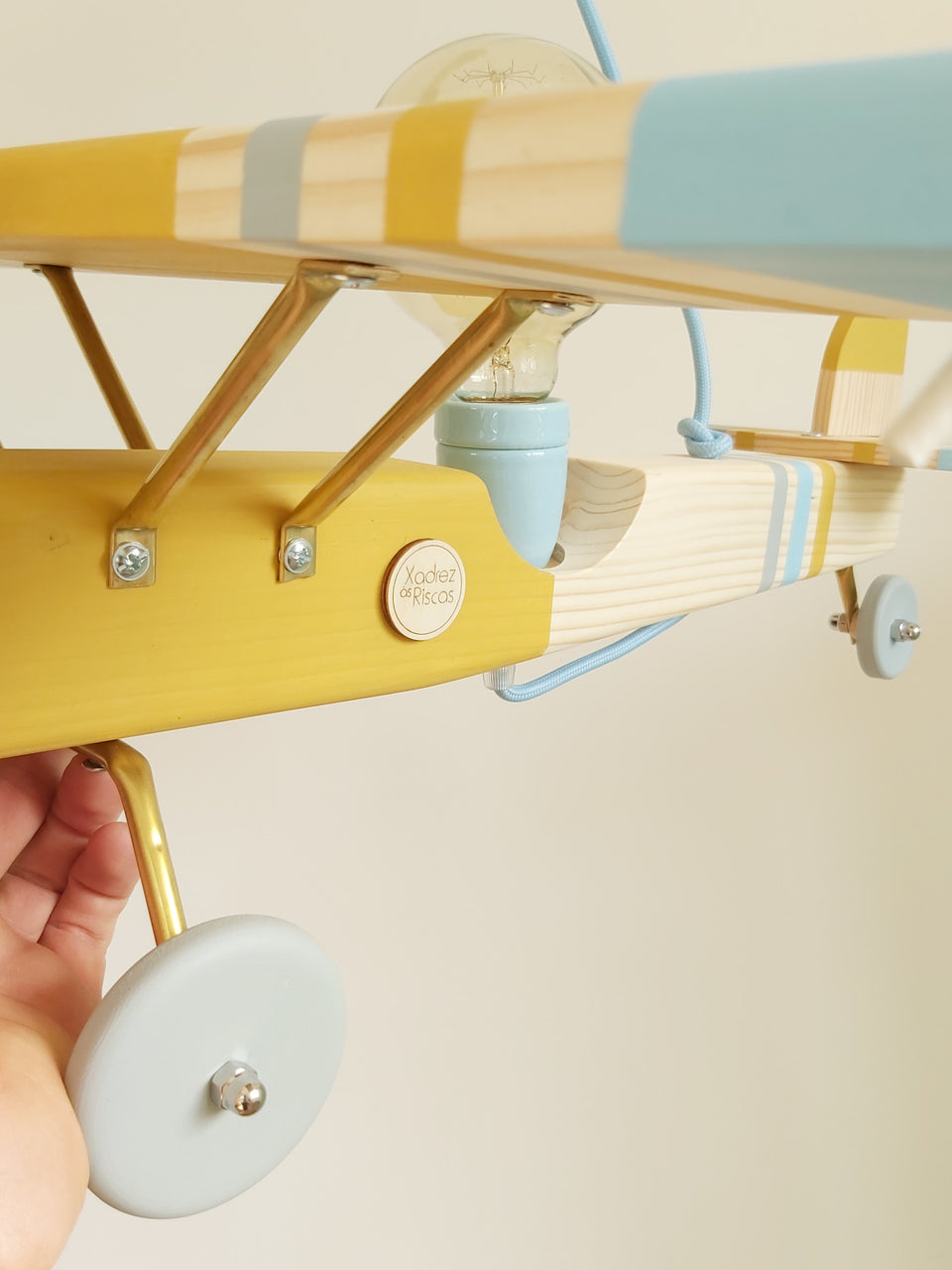 Candeeiro Avião Tecto Mostarda - Ceiling wood Airplane Lamp Mustard