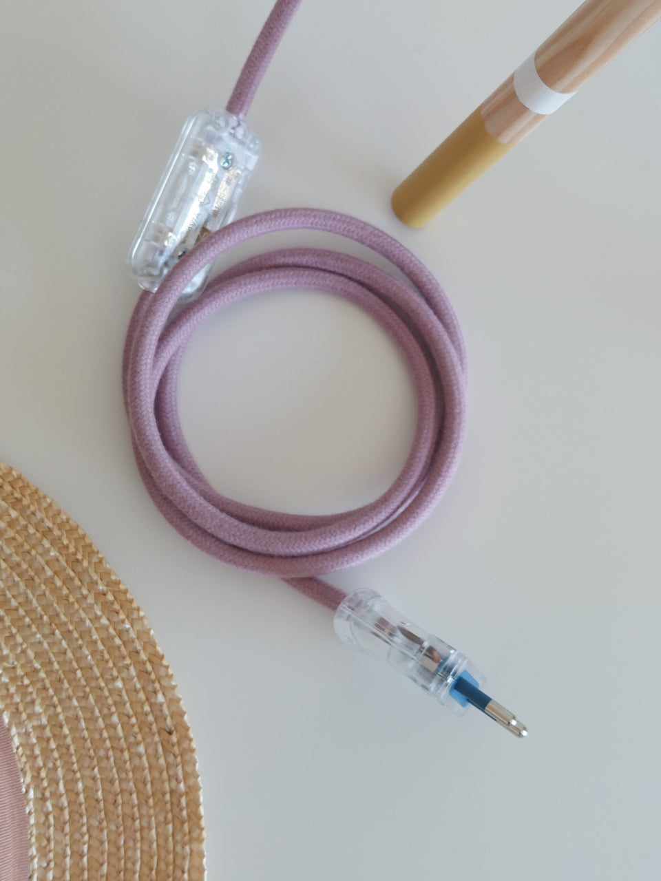 Candeeiro Tenda Teepee de mesa Lilas - Tenda Teepee table lamp Lilas