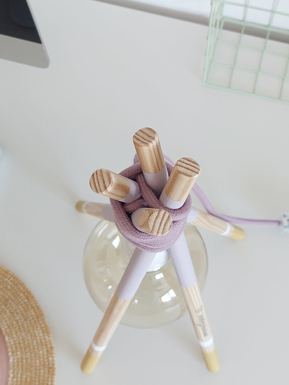 Candeeiro Tenda Teepee de mesa Lilas - Tenda Teepee table lamp Lilas