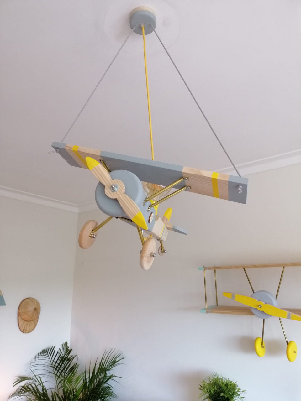 Candeeiro Avião Tecto Amarelo - Ceiling wood Airplane Lamp Yellow