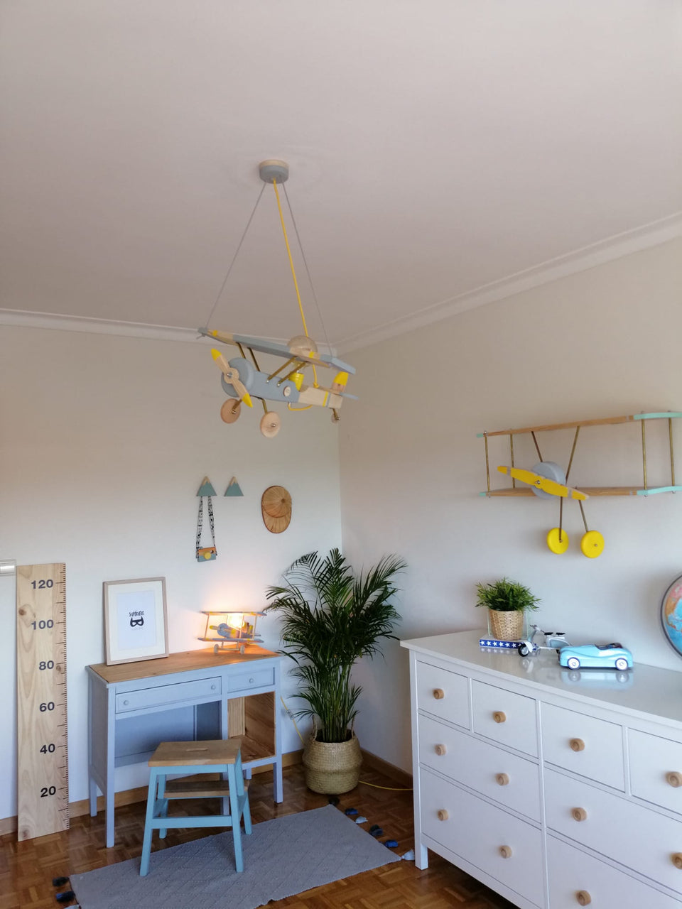 Candeeiro Avião Tecto Amarelo - Ceiling wood Airplane Lamp Yellow