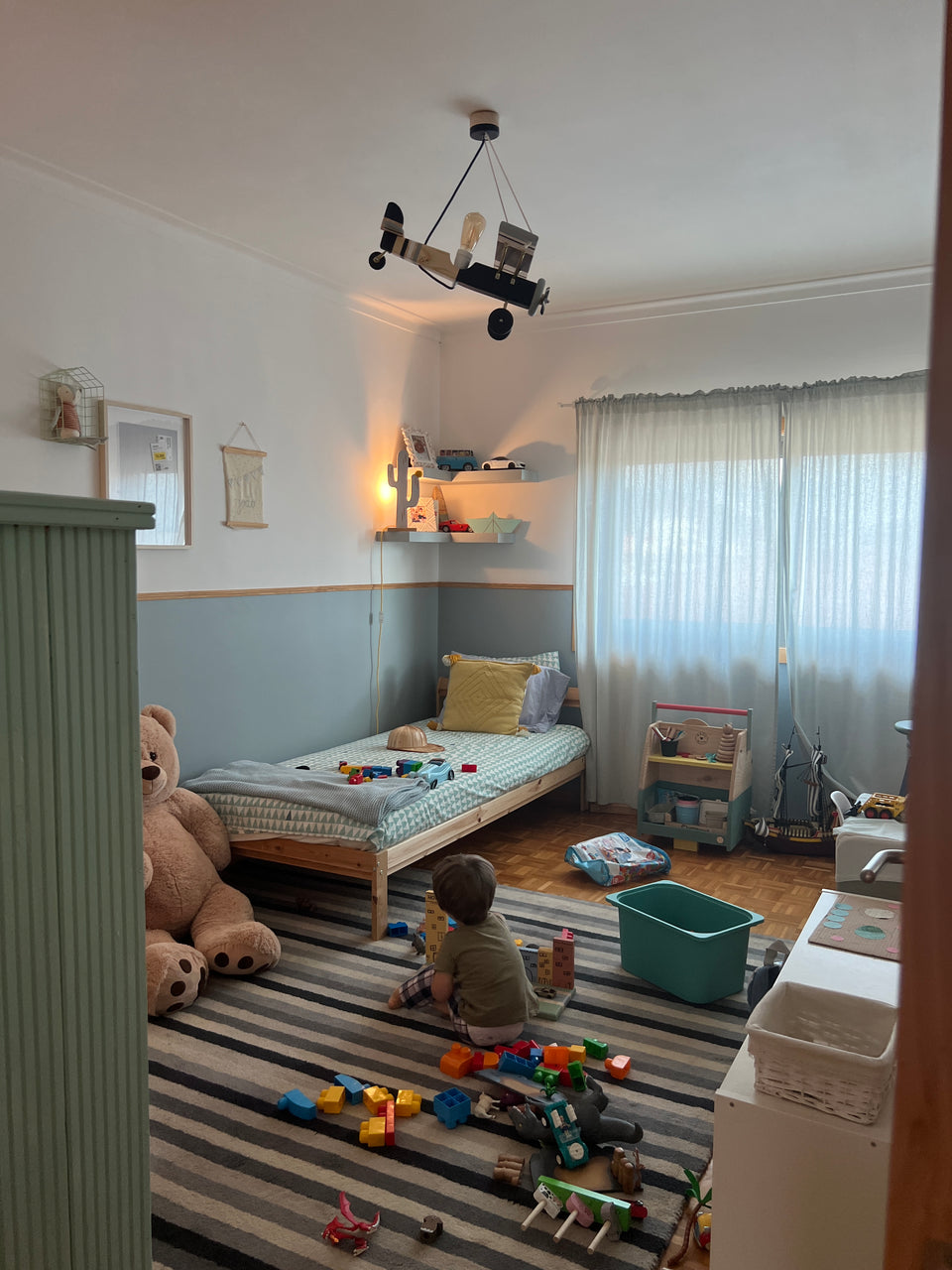 Candeeiro Avião Tecto Azul Oxford & Branco - Ceiling Airplane Lamp Oxford Blue & White